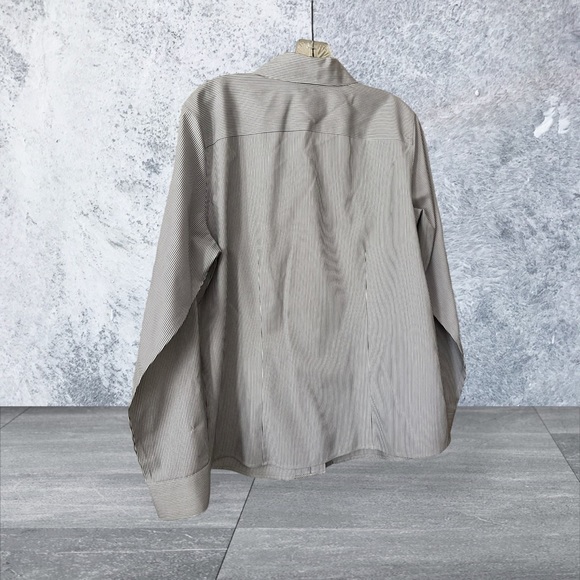 Investments Gold Plated Button Down, Pin Striped Blouse. EUC - Picture 2 of 4